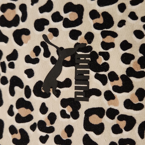 Puma Sweatshirt - Picture 3 of 6